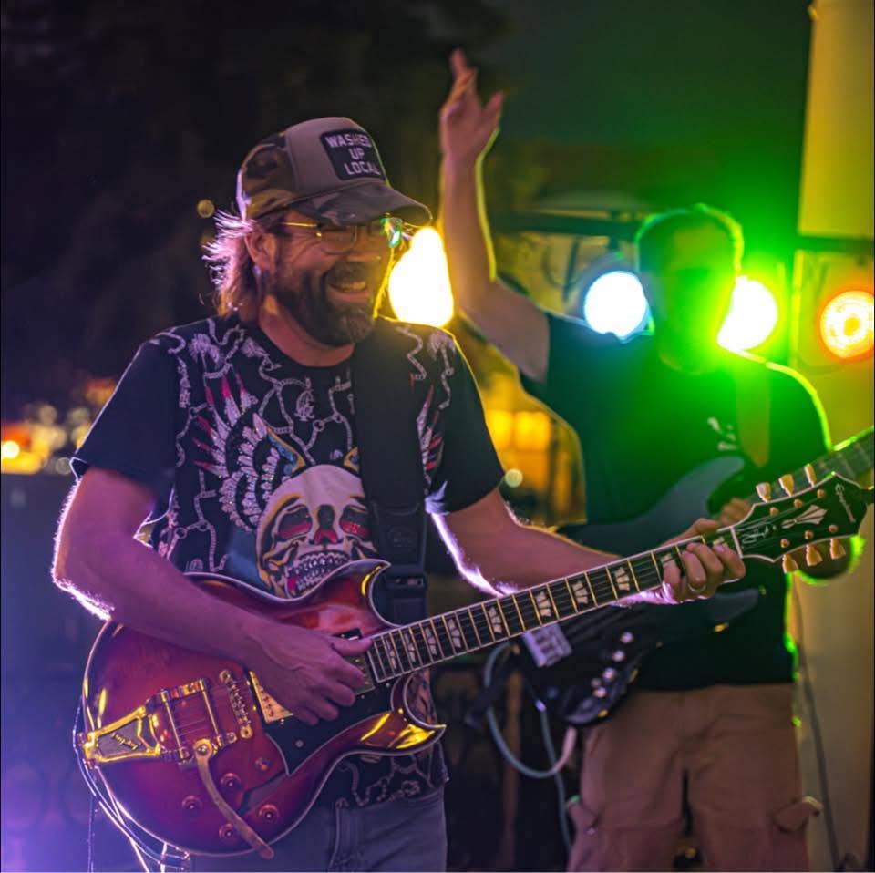 Steve w Epiphone